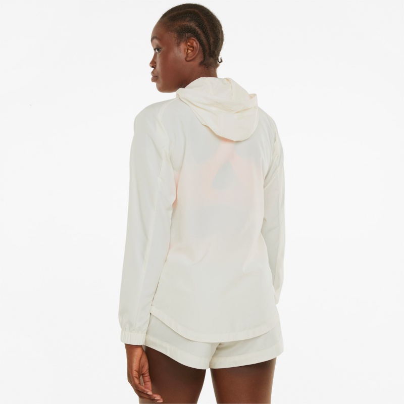 Chamarras Puma PUMA x FIRST MILE Woven Entrenamiento Ivory Glow | 31596PFEB