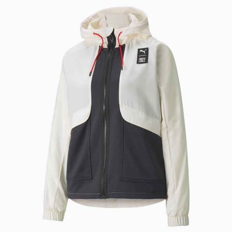 Chamarras Puma PUMA x FIRST MILE Woven Entrenamiento Ivory Glow | 31596PFEB