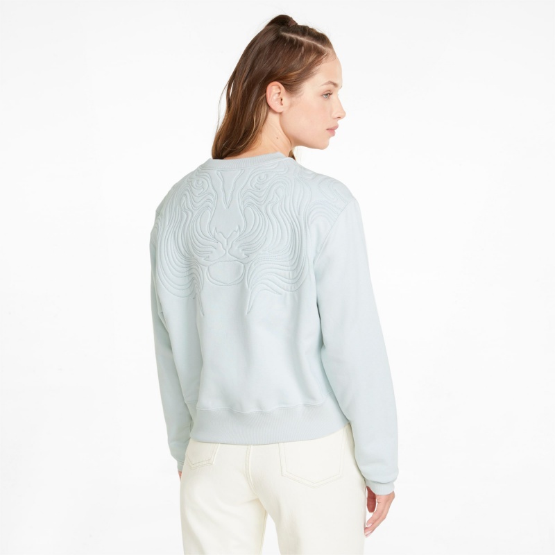Suéter Puma Snow Tiger Boxy Crew Neck Ice Flow | 14586KLAY
